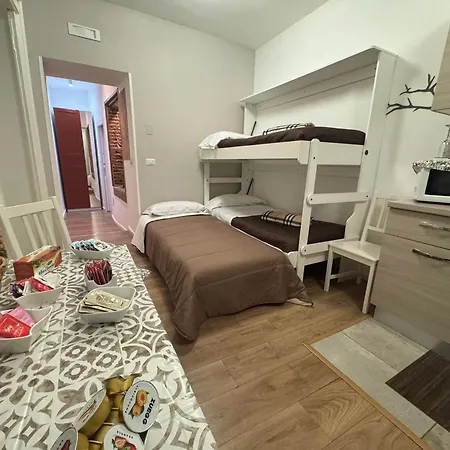 Donna Mariella-3